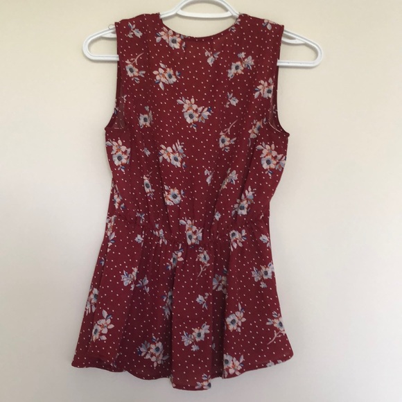 Monteau sleeveless top - Picture 2 of 3